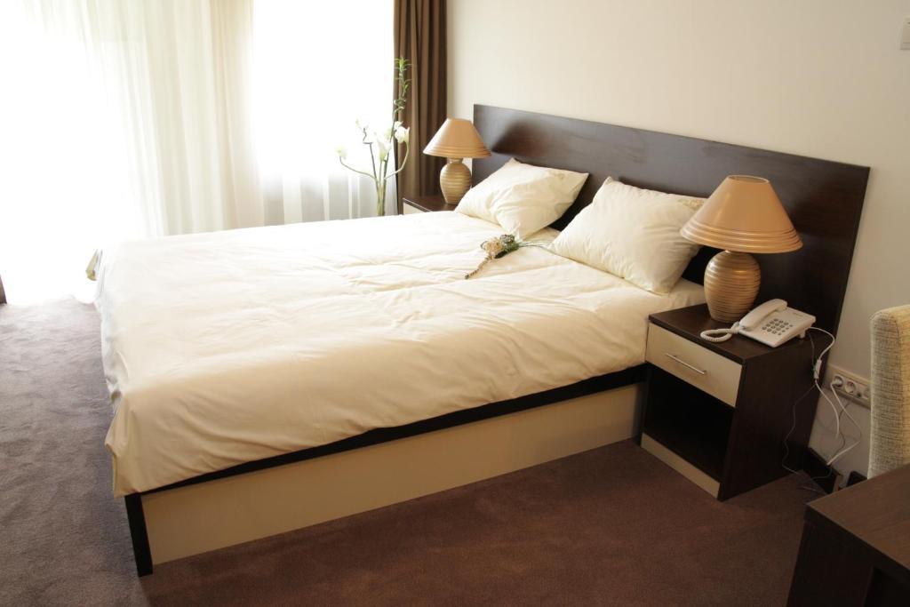 Hotel Royal Spa Banja Koviljaca Bilik gambar