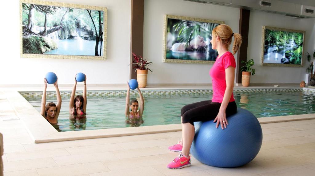 Hotel Royal Spa Banja Koviljaca Luaran gambar